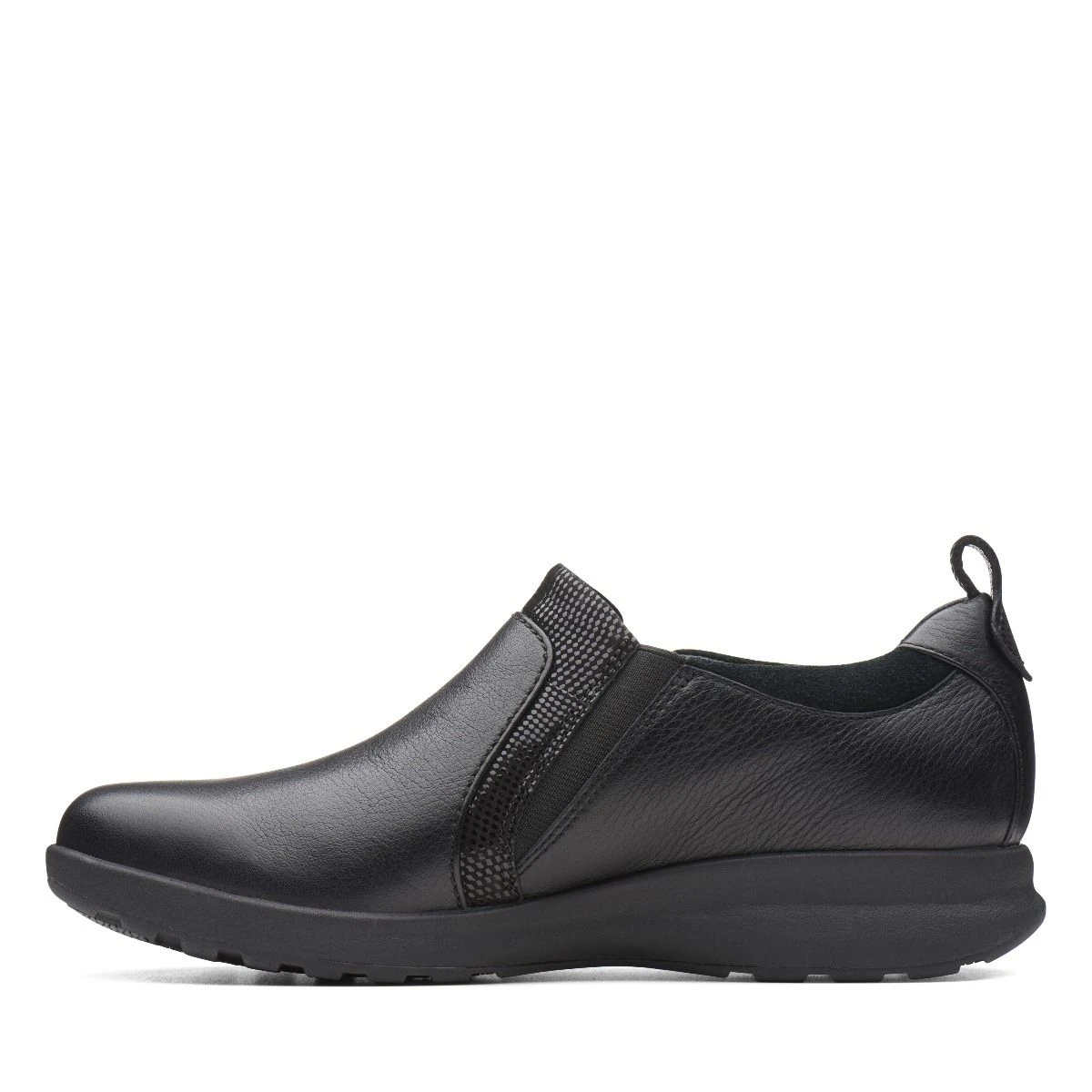 Clarks Un Adorn Zip Black Leather Slip-On 5 Clarks Un Adorn Zip Black Leather Slip-On - Image 3