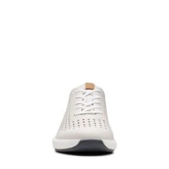 Clarks Un Rio Tie White Nubuck Leather Sneaker 9 Clarks Un Rio Tie White Nubuck Leather Sneaker -Walking On A Cloud 26148256 3