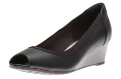 Clarks Mallory Charm Black Leather Pump