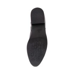 Callie Black -Walking On A Cloud blocallie01d