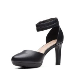 Clarks Ambyr Skip Black -Walking On A Cloud claambyrskip01c