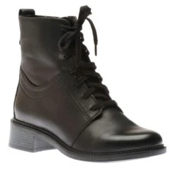 Clarks Maye Step Black