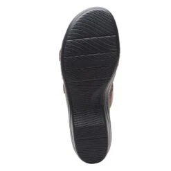 Clarks Merliah Karli Tan -Walking On A Cloud clamerliahk06d