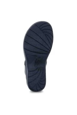 Dansko Krystal Black 10 Dansko Krystal Black -Walking On A Cloud dankrystal01d