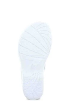 Dansko Krystal Pearl 13 Dansko Krystal Pearl -Walking On A Cloud dankrystal09g