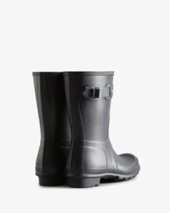 Hunter Women's Original Black Short Rain Boot -Walking On A Cloud hunw2375801d