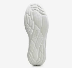 Escape Knit U Black -Walking On A Cloud johescape01e