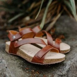 Josef Seibel Tonga 25 Camel 18 Josef Seibel Tonga 25 Camel -Walking On A Cloud jos78519 69480i