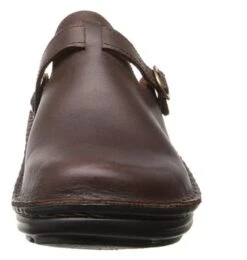 Aster Brown Leather Clog -Walking On A Cloud naoaster739d