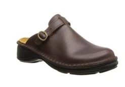 Aster Brown Leather Clog -Walking On A Cloud naoaster739e