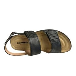 Esther 01 Black -Walking On A Cloud rom537851784100b