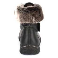 Gill 2 Low Winter Boot Black 9 Gill 2 Low Winter Boot Black -Walking On A Cloud wangill201c